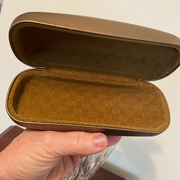 GUCCI~Bronze Metallic Leather Hard Shell Glasses Case - Picture 5 of 12